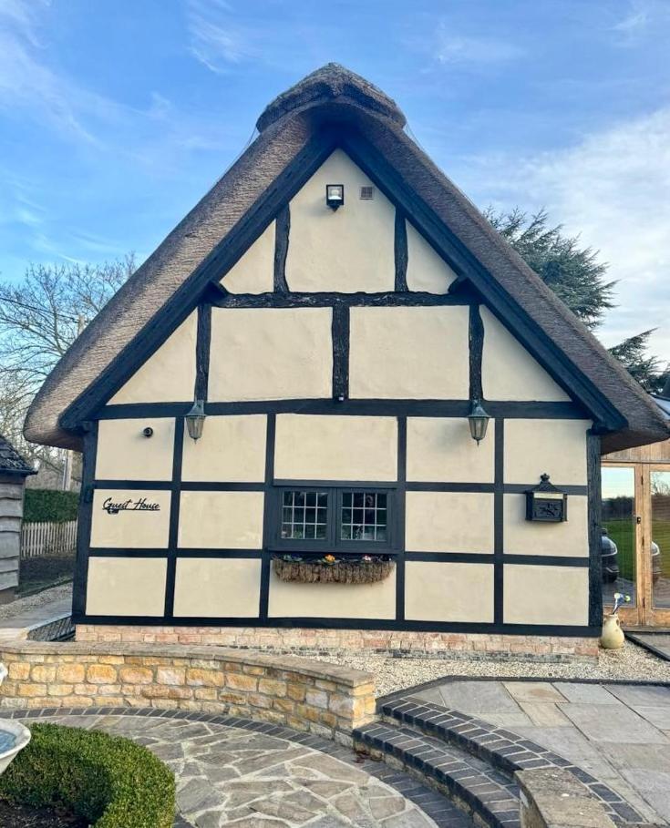 Guest House Gem In Wickhamford, Near Broadway Badsey Exterior photo